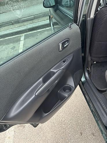 Mazda: Mazda PREMACY: 2003 г., 1.8 л, Механика, Бензин, Универсал — 8