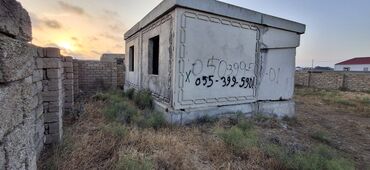 divar kagzi: Sovet vaxtinda quraşdirilmiş 2 otaqli beton ev. Eni 7.90 m. Uzunlugu