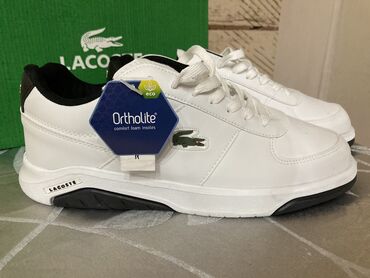 muske bele patike za odelo: Lacoste original kozne patike broj 44