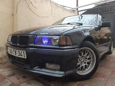 byd disk teker: BMW 3 Series E36 sedan, qara rəng. - Kuzov: 4 qapı, ön və arxa aero — 4