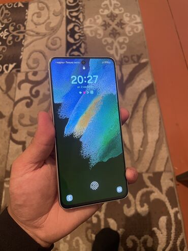 телефон самсунг цена: Samsung Galaxy S21 FE, Колдонулган, 256 ГБ, түсү - Ак, 1 SIM, 2 SIM, eSIM