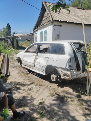 срочно срочно продам машину: Toyota Corolla: 2003 г., 1.6 л, Автоматические, Бензин, Универсал