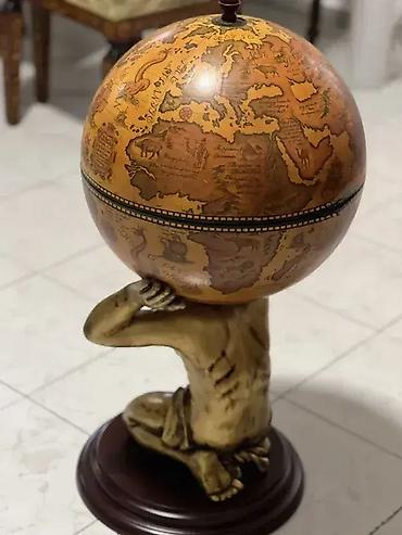 jysk orman: Globus bar za piće 🌍🍸 Dobro stanje ✅ Visina: 83 cm 📏 Prečnik: 41 cm — 8