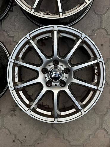 9 0016: Литые Диски R 17 Hyundai, Комплект, отверстий - 5, Б/у — 2