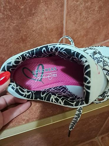 kupi lil solid bosna: Skechers patike – model s potpisom M. Maddox - Boja: bela sa — 3