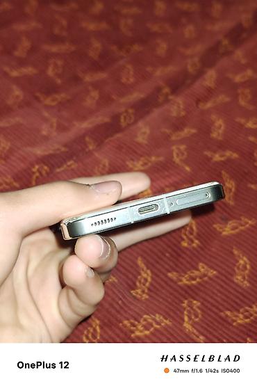 Xiaomi: Xiaomi, 13, Б/у, 256 ГБ, цвет - Белый, 2 SIM — 4
