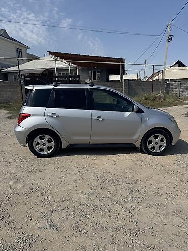voxy noah: Toyota Ist: 2004 г., 1.5 л, Автомат, Бензин, Хэтчбэк — 1