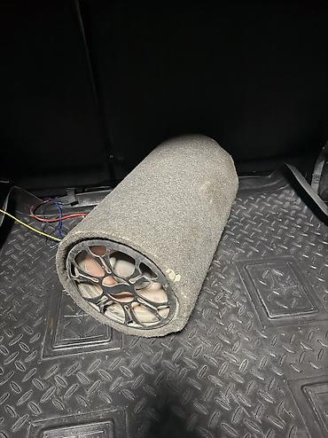 fm transmitter: Автомобильный сабвуфер в трубчатом корпусе с встроенным усилителем — 1