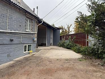 Долгосрочная аренда домов: 100 м², 3 комнаты — 11