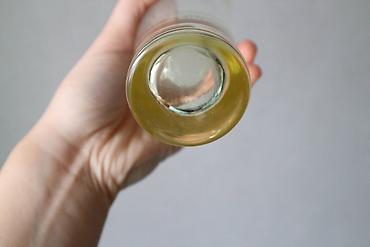 Вазы: Винтажная стеклянная ваза/стакан Один нюанс: очень мелкий скол по краю — 5