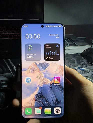 OnePlus: Vivo X300 Pro, Б/у, 256 ГБ, цвет - Черный, 2 SIM — 4
