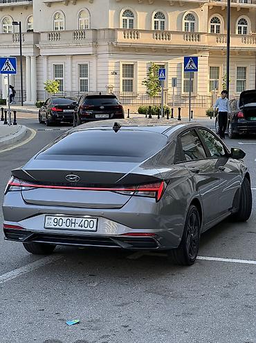 kor zona: Hyundai Elantra: 2 l | 2022 il Sedan — 9