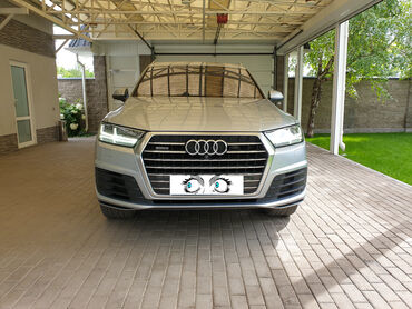 Audi Q7 3 л. 2015 | 129342 км