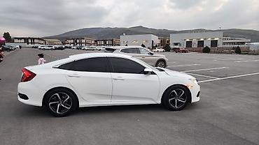 Honda: Honda Civic: 2017 г., 2 л, Бензин, Седан — 7