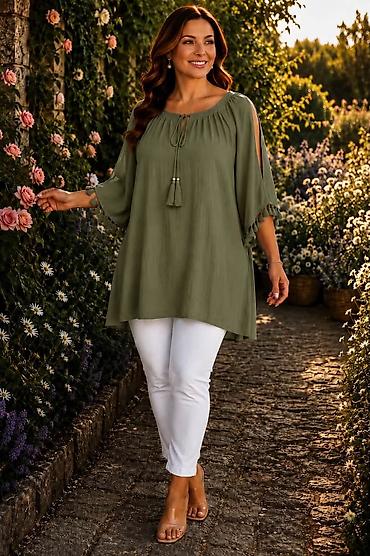 obuca vrbas: 06. Tunika za punije
XL 2XL 3XL
Cena : 2.700 dinara H — 6