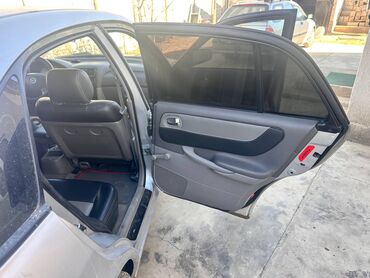 Mazda: Mazda 626: 2001 г., 2 л, Механика, Газ, Седан — 5