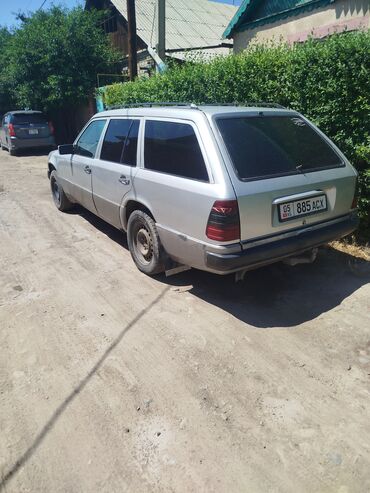 купить мерседес спринтер в европе: Mercedes-Benz W124: 1993 г., 2.3 л, Механика, Бензин, Универсал