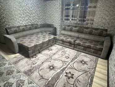 Угловые диваны: Продаю угловой диван, использовали только в летний период, практически — 5