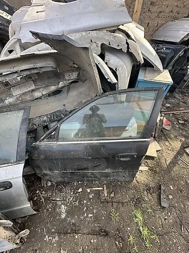 Двери и комплектующие: Комплект Honda — 1