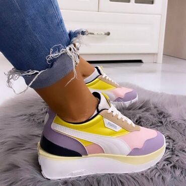 Patike: Puma patike

Novo
Brojevi 36 do 41

fb Moja Kupovina 1 — 12