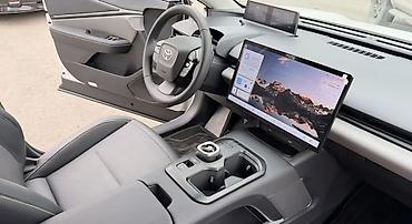 портер гибрид: Toyota bZ5: 2026 г., Автомат, Электромобиль, Лифтбек — 6