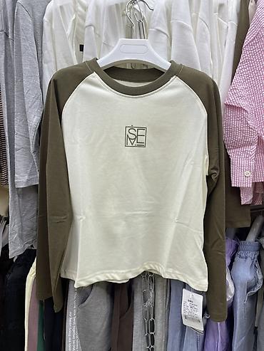 Другие детские вещи: Детская одежда номер для связи 1) Зеленый свитер с высоким — 25