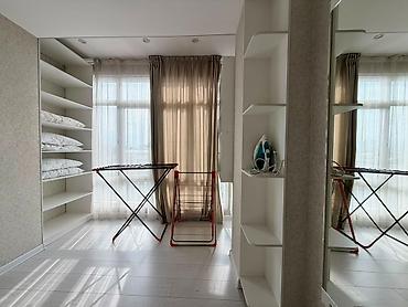 depo: For rent a 3 bedroom apartment in the Golden Square. 116 Toktogul — 3
