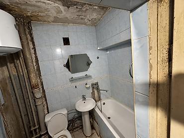 Продажа квартир: 1 комната, 35 м², ул. Московская / Манаса (Белинка) Индивидуалка, 5 этаж, Требуется ремонт — 4