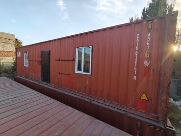 домики из контейнера: Жилой модуль в переделанном морском контейнере 45G1 (высота High Cube