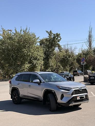 таета аристо: Toyota RAV4: 2022 г., 2.5 л, Автомат, Гибрид, Кроссовер — 3