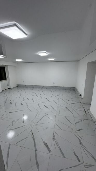 бостери аренда: Сдаю Офис, 100 м², В жилом комплексе