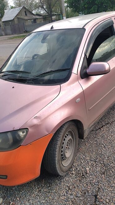 Mazda: Mazda Demio: 2004 г., 1.3 л, Автомат, Газ, Хэтчбэк