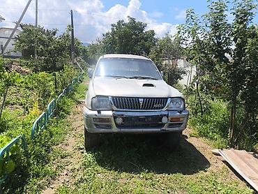 w211 e270: Mitsubishi L200: 2001 г., 2.9 л, Механика, Дизель, Пикап — 2