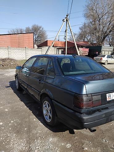 Volkswagen: Volkswagen Passat: 1988 г., 1.8 л, Механика, Бензин, Седан — 3