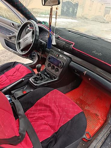 Audi: Audi A4: 1994 г., 1.6 л, Механика, Бензин — 7