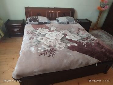 Другая мебель: Yataq desti tecili evden cixmalidi.Mohkem matiryaldi.Matras var.Qiy