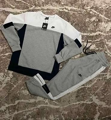 Trenerke: Muške komplet trenerke M, L, XL, 2XL Cena 3000 dinara Ženske komplet — 1