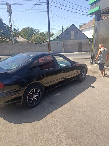 мотор субару аутбек: Honda Accord: 1993 г., 2 л, Механика, Бензин, Седан