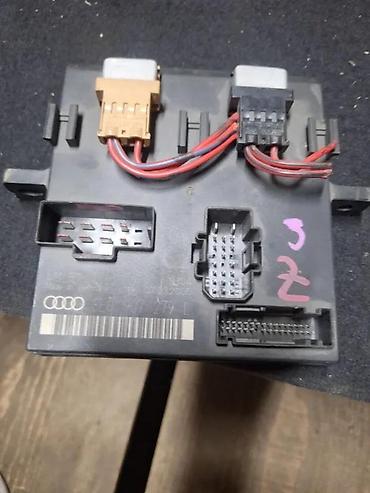 car bluetooth adapter: KOMFORT MODUL A4 B7. 8E0907279L | Komfort modul. A4 b7 — 2