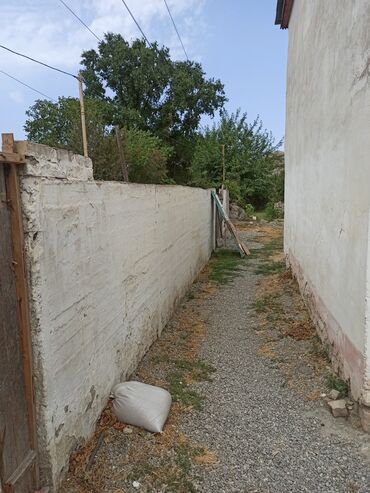 Həyət evləri və villaların satışı: 6 otaqlı, 108 kv. m, Kredit yoxdur, Orta təmir — 3