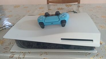 сколько стоит playstation 5 в баку: Pls 5 heç bir problem yoxdur üsdündə verilir Öz pultundan əlavə 1 ədəd