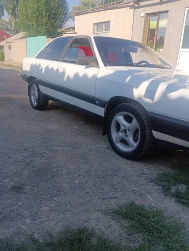 Audi: Audi 100: 1987 г., 1.8 л, Механика, Бензин, Седан — 4