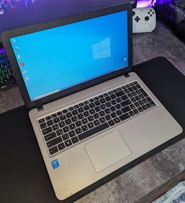 Ноутбуктар жана нетбуктар: Ноутбук, Asus, 4 ГБ ОЭТ, Intel Core i3, 15.6 ", Колдонулган, Татаал эмес тапшырмалар үчүн, эс тутум SSD