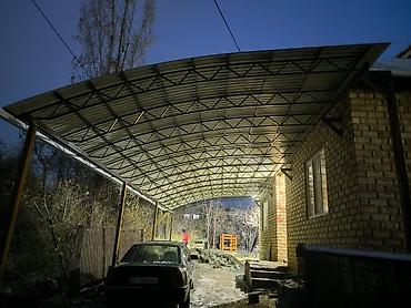 корки: Арочный навес из металлокаркаса с покрытием из сотового поликарбоната — 6