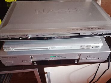 DVD və Blu-ray pleyerlər: 3 ü bir yerdə 40 azn. Çoxdandı işlətmirik yoxlamaq lazımdı yenədə. 2