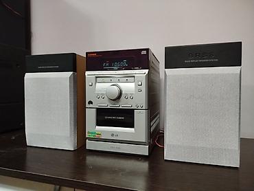 Продаю недорого LG музыкальный центр есть AUX. есть и другие муз