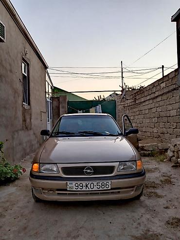 Opel: Opel Astra: 1.6 l | 1997 il Hetçbek — 1