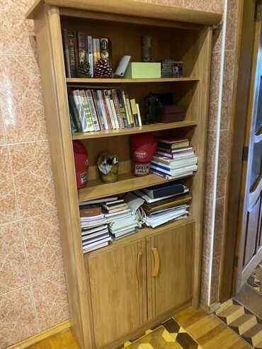 Tavalar: Açılan, 2 qapılı Düz dolab, Kitab dolabı