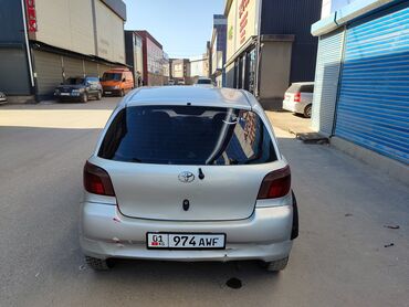 Toyota: Toyota Yaris: 1999 г., 1 л, Механика, Бензин, Хетчбек