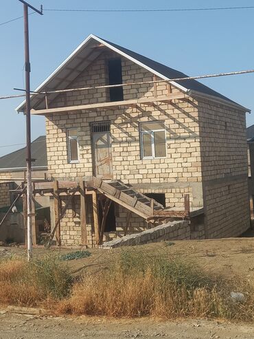 Həyət evləri və villaların satışı: 6 otaqlı, 110 kv. m, Kredit yoxdur, Təmirsiz